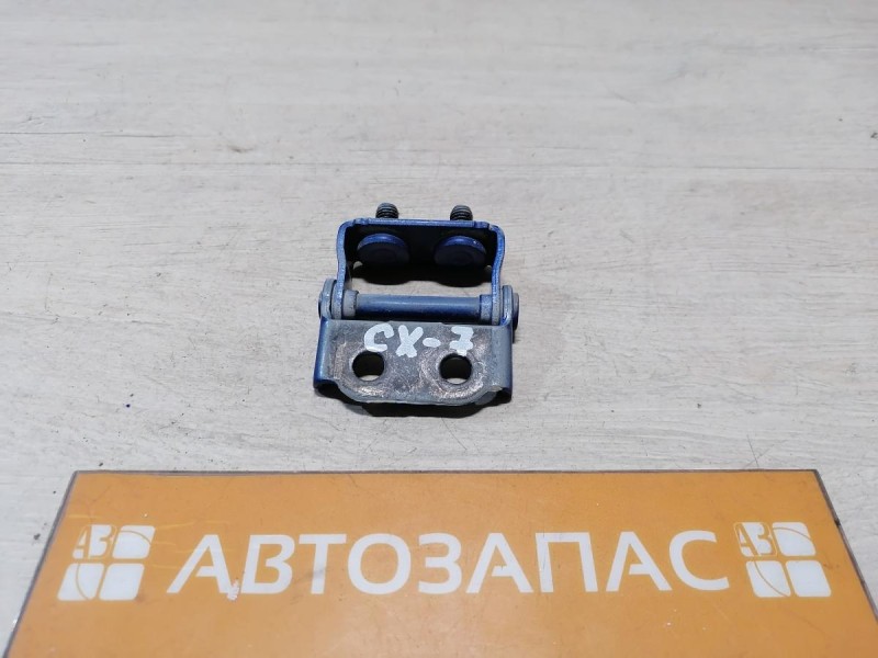 Mazda CX7 петля багажника