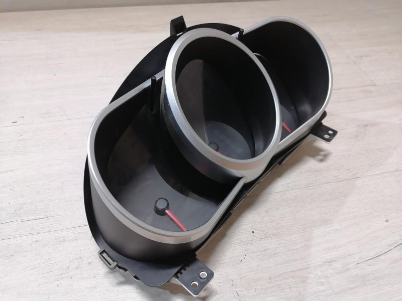 Mazda CX7 панель приборов щиток