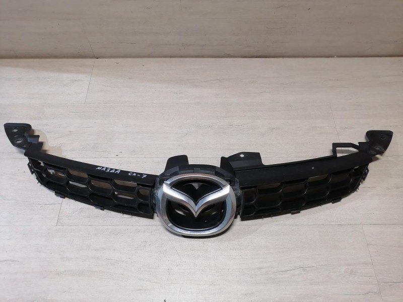 Mazda CX7 решетка радиатора деф