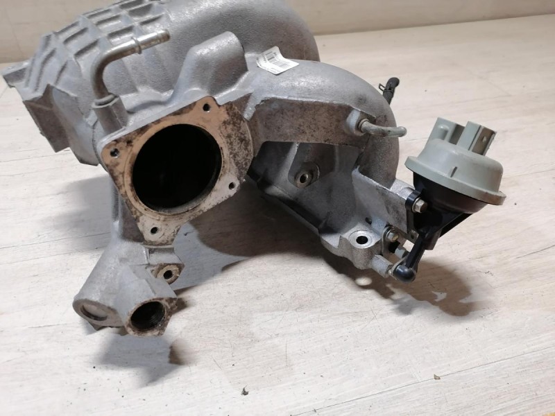Mazda CX7 коллектор впускной