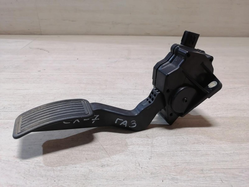 Mazda CX7 педаль газа