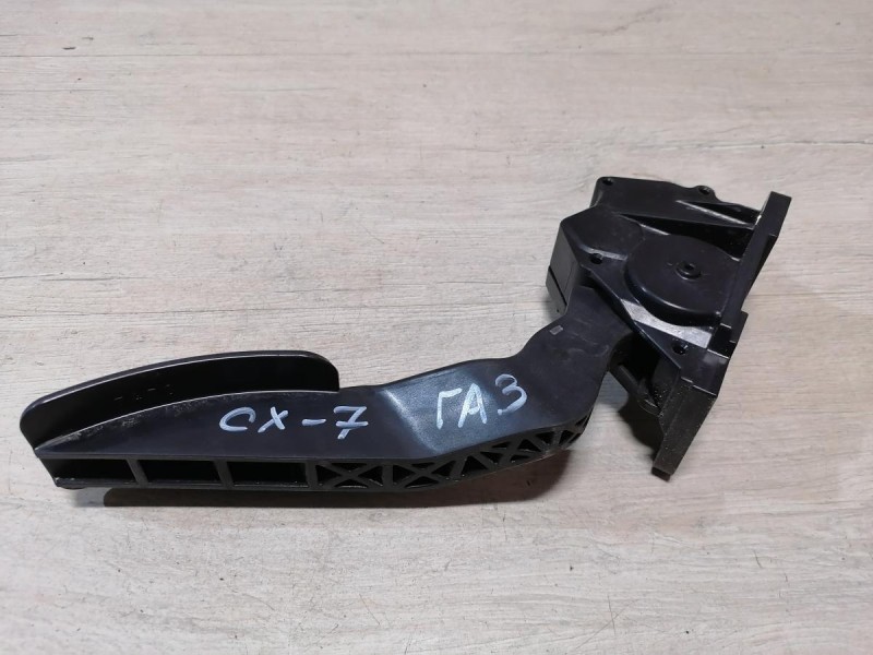 Mazda CX7 педаль газа