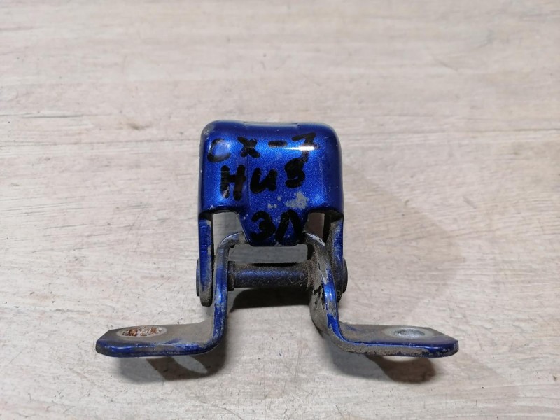 Mazda CX7 петля двери задняя левая нижняя