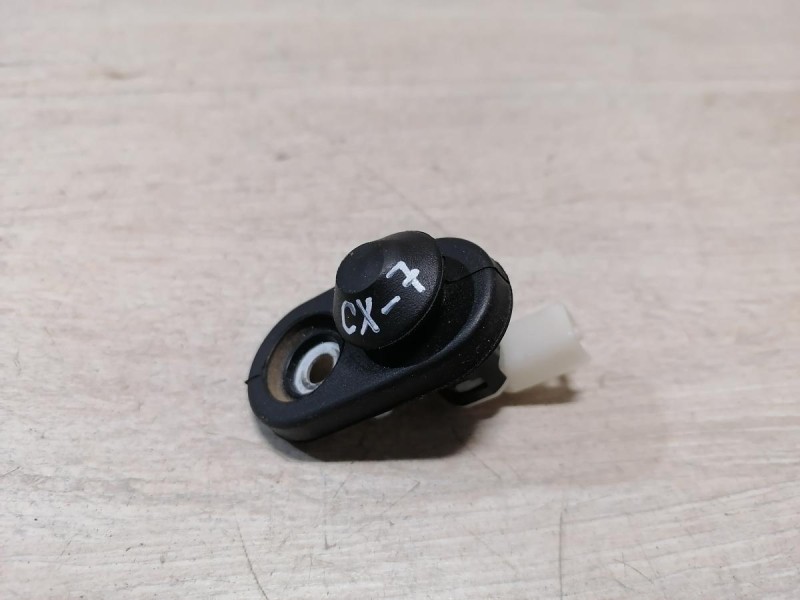 Mazda CX7 концевик двери