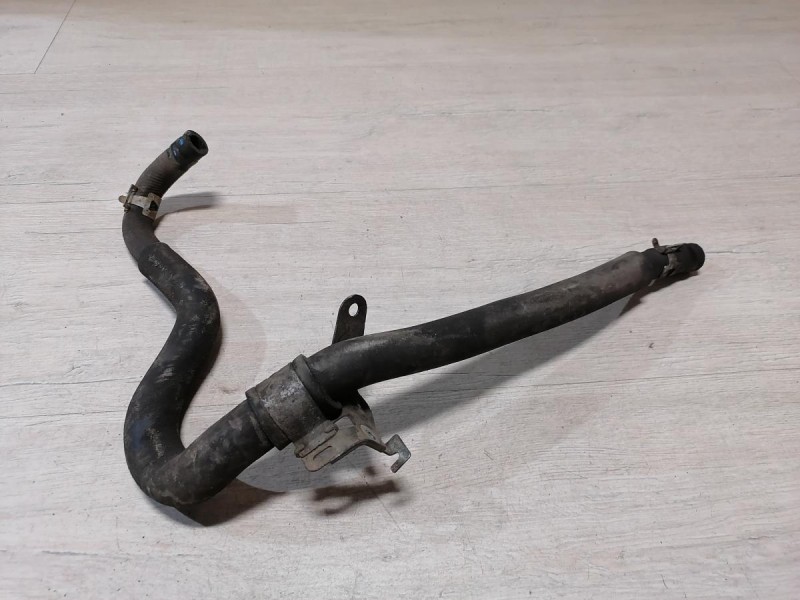 Mazda CX7 патрубок охлаждения двигателя