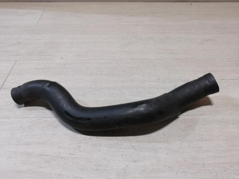 Mazda CX7 патрубок охлаждения двигателя