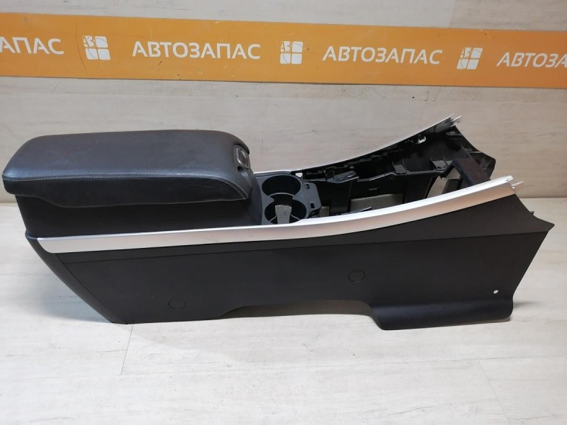 Mazda CX7 подлокотник деф