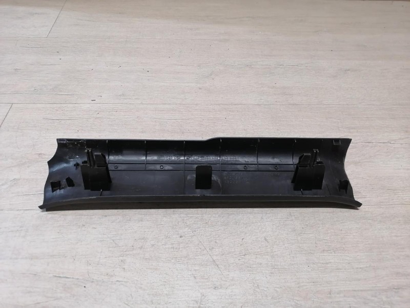 Mazda CX7 обшивка порога задняя левая