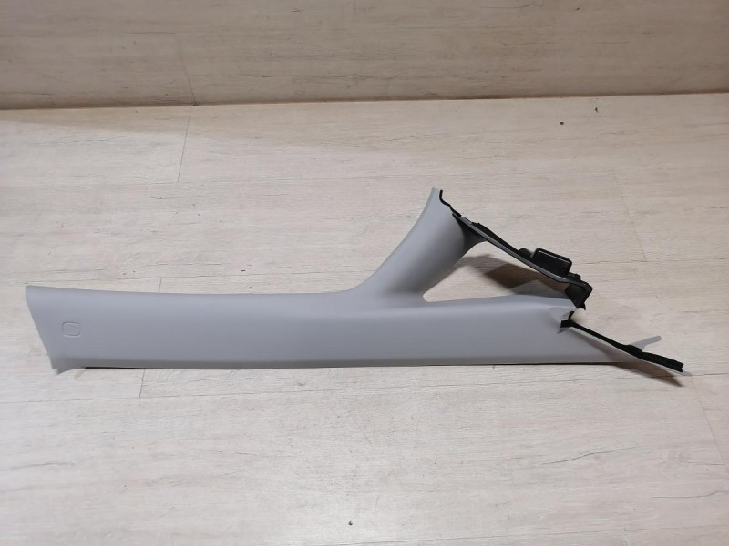 Mazda CX7 обшивка передней стойки верхняя правая