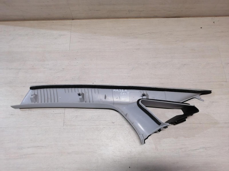 Mazda CX7 обшивка передней стойки верхняя правая