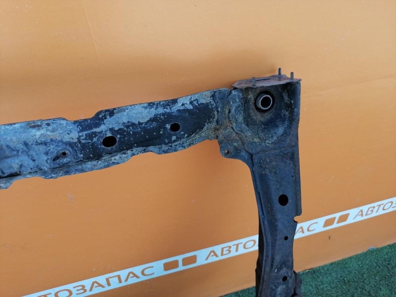 Mazda CX7 подрамник передний