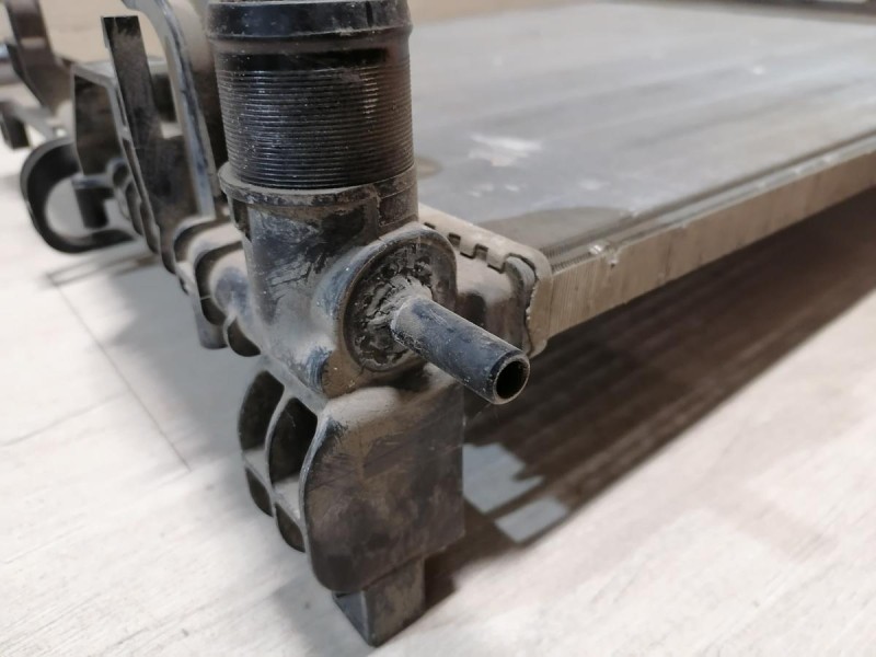 Sandero 2 П радиатор охлаждения двигателя