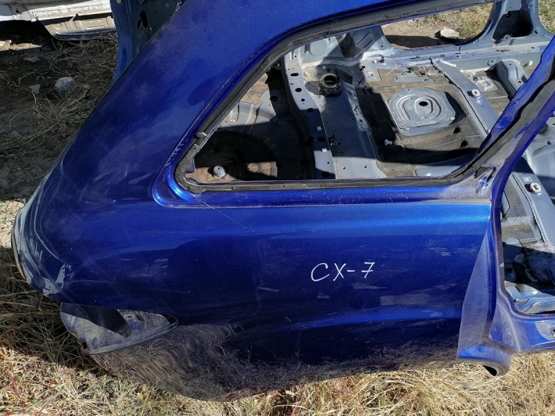 Mazda CX7 крыло заднее правое