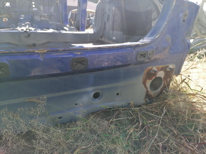 Mazda CX7 панель задняя ниша под запаску