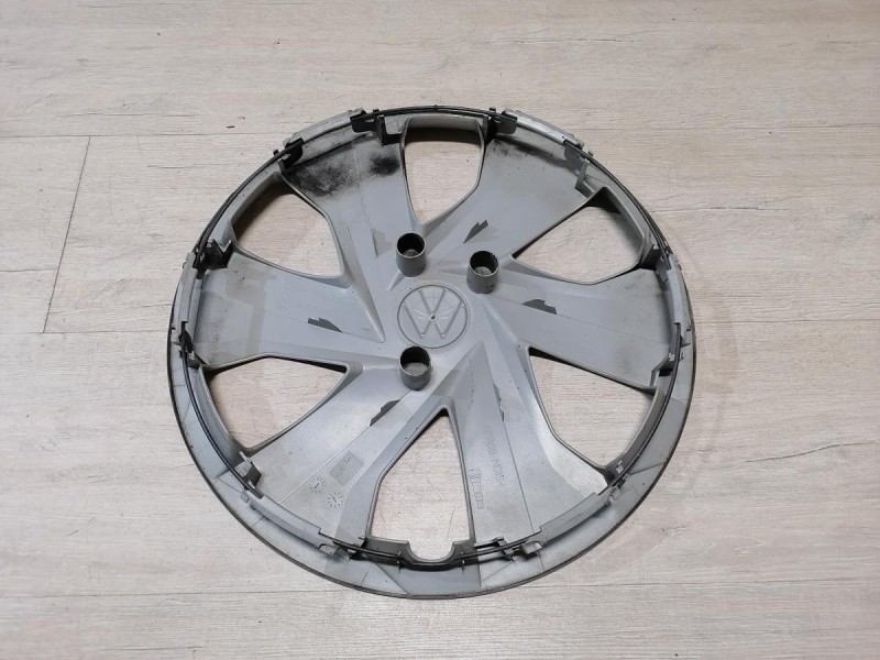 Polo №6 колпак R15