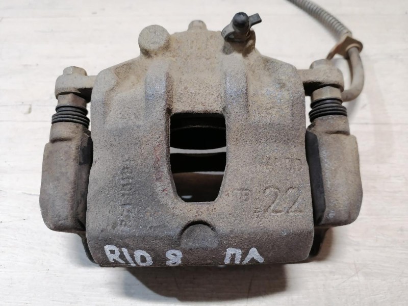 Rio 3 №8 суппорт передний левый