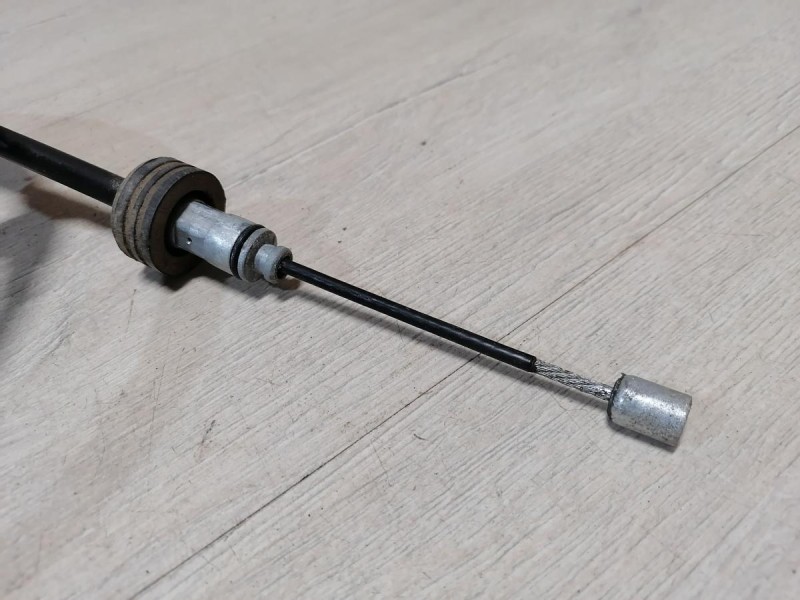 Rio 3 №8 трос ручника левый