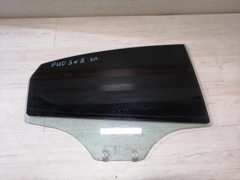 Rio 3 №8 стекло заднее правое 13