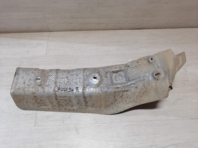 Rio 3 №8 тепловой экран глушителя передний