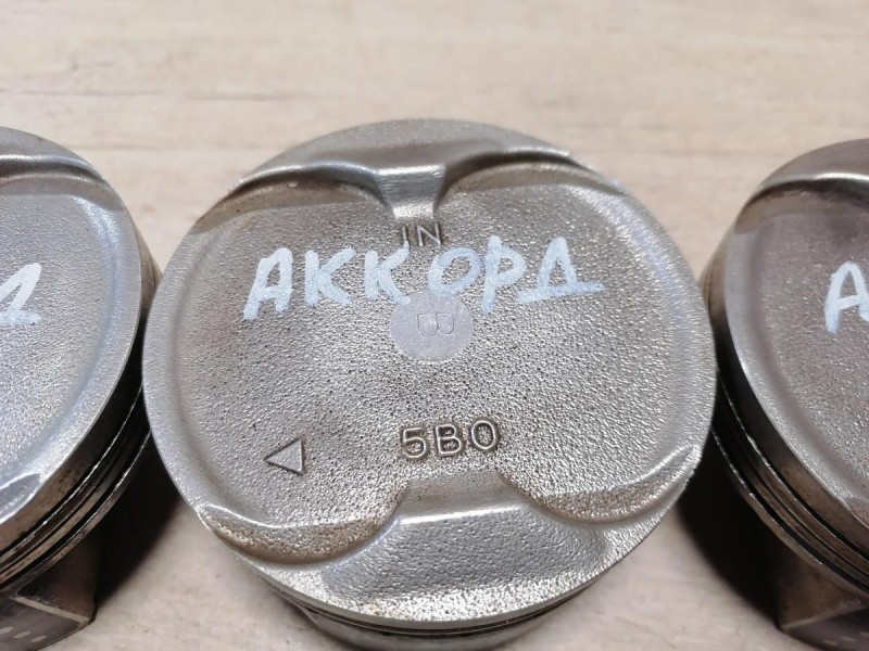 Honda Accord П поршень с пальцем 2.4