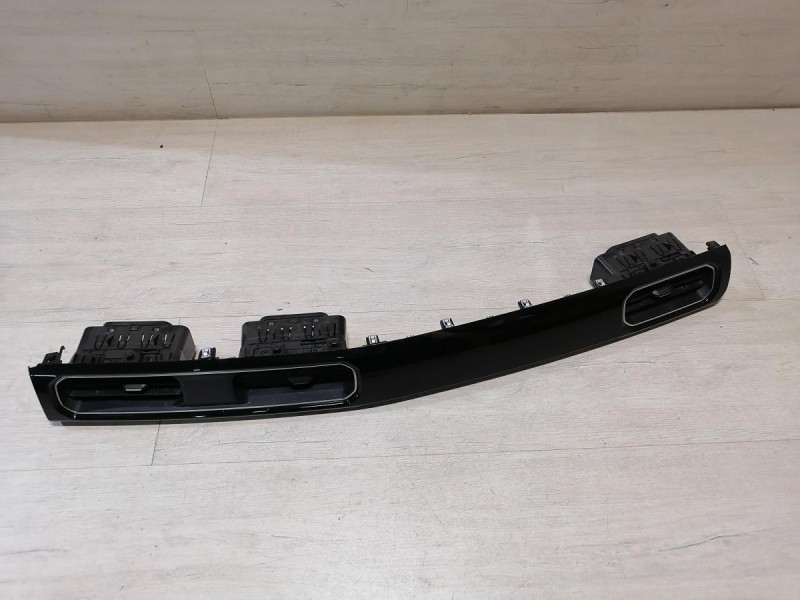 Arkana дефлектор торпедо центральный боковой правый накладка