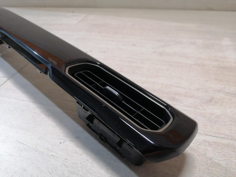 Arkana дефлектор торпедо центральный боковой правый накладка