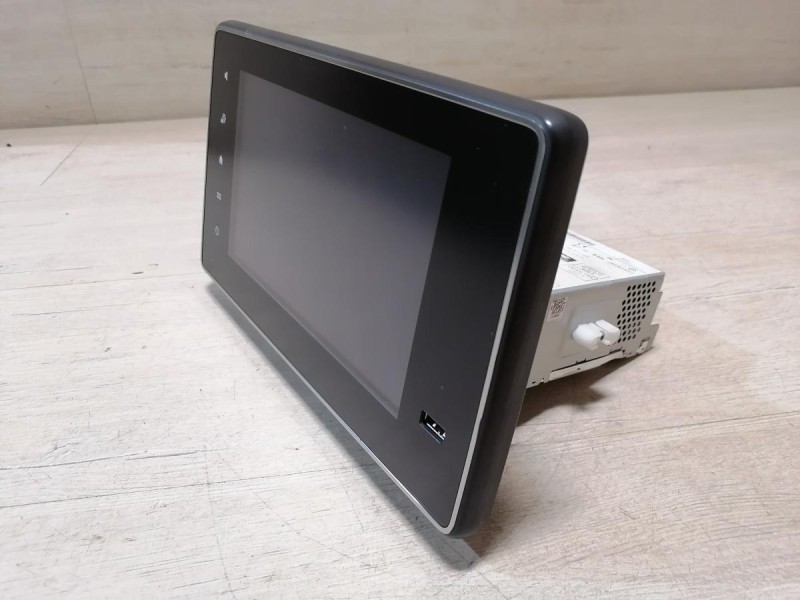 Arkana магнитола штатная