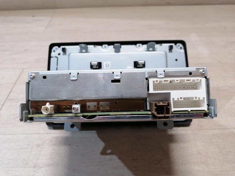 Arkana магнитола штатная