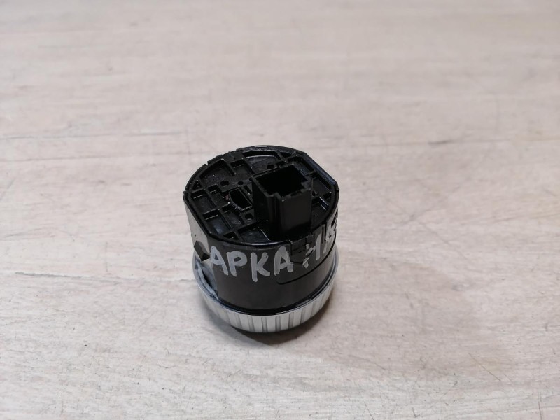 Arkana кнопка переключения полного привода