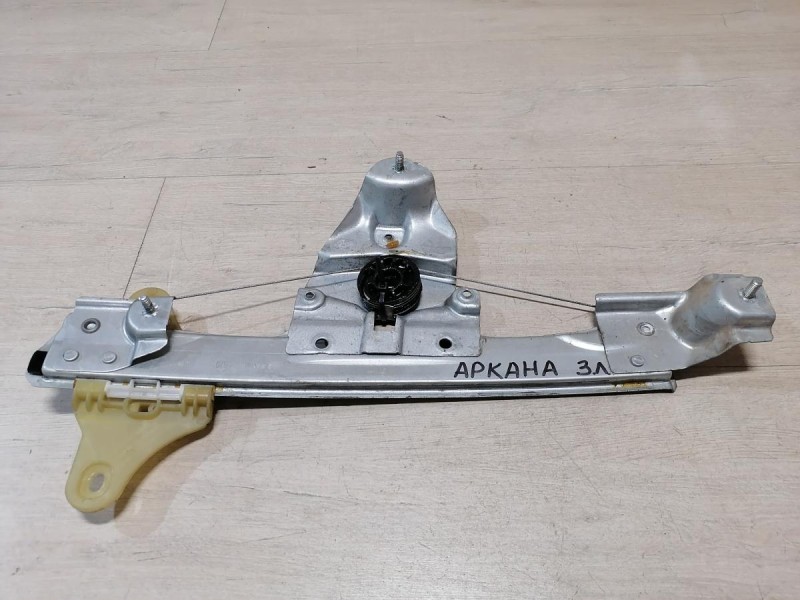 Arkana стеклоподъемник задний левый