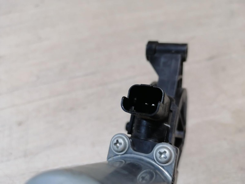 Arkana моторчик стеклоподъемника передний правый