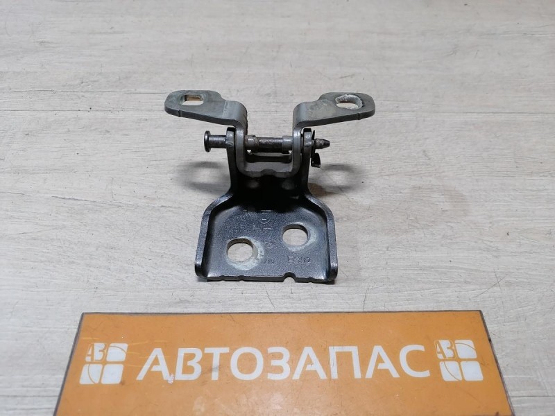 Arkana петля двери