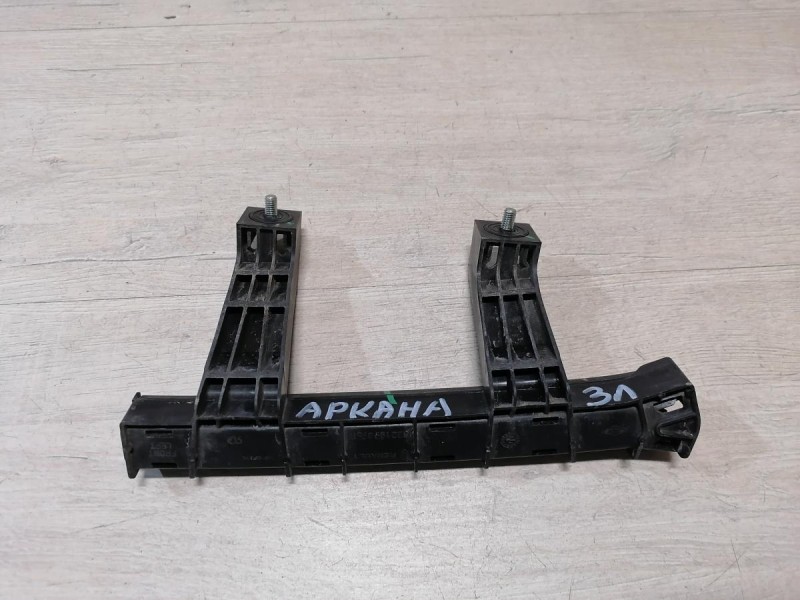 Arkana направляющая стекла двери задняя левая