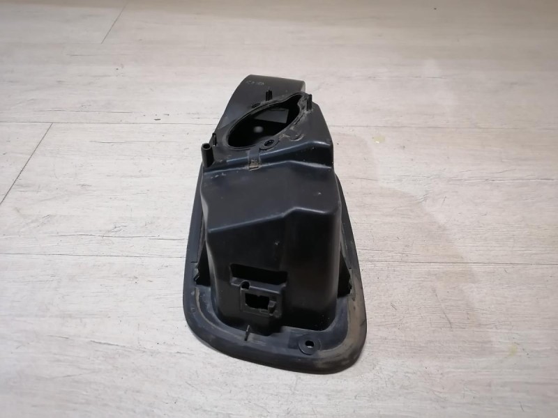 Arkana лючок бензобака