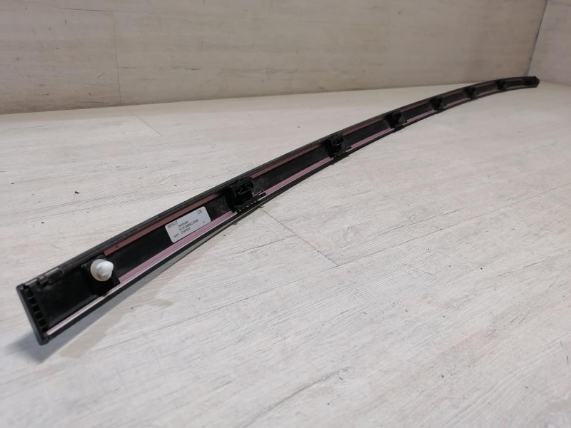 Arkana молдинг крыши левый