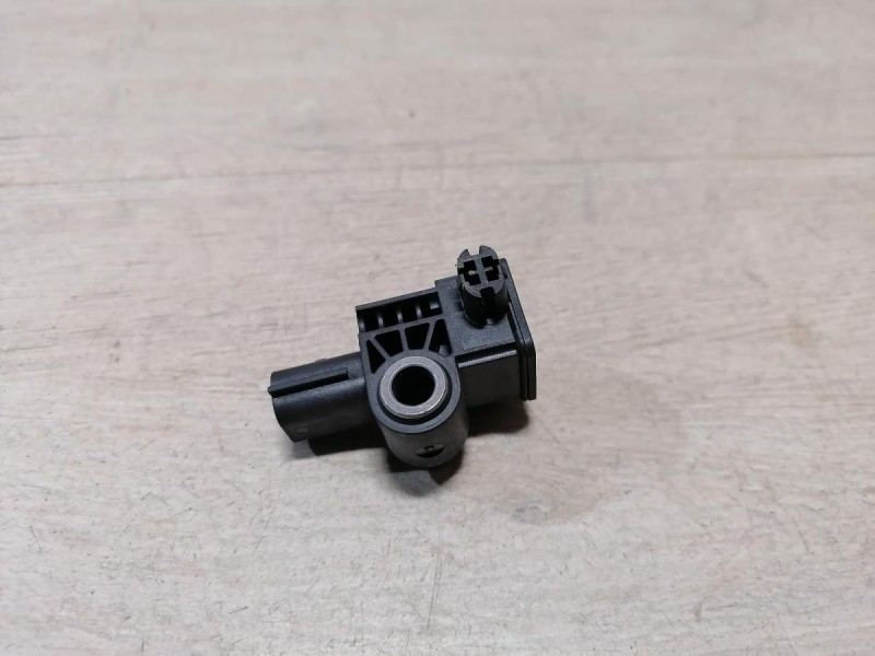 Arkana датчик удара передний