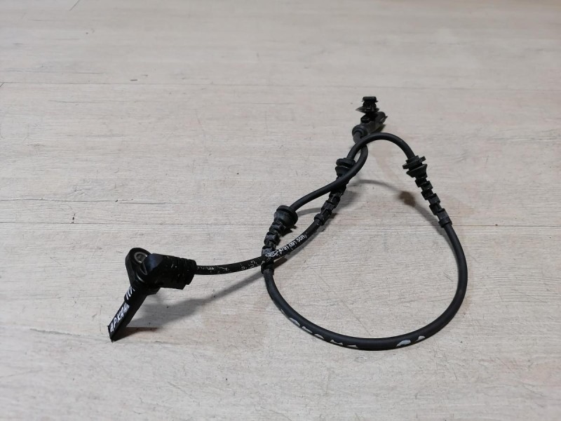 Arkana датчик абс передний левый