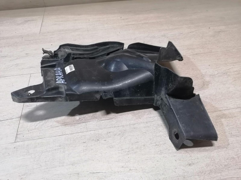 Arkana пыльник двигателя правый