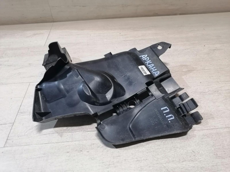 Arkana пыльник двигателя правый