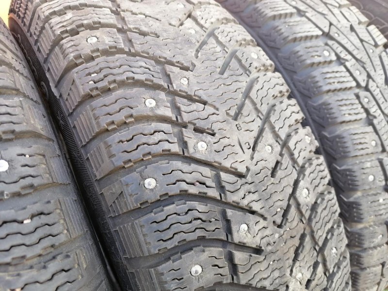Logan №44 шина185/65 r15 кордиант зима шипы к-кт