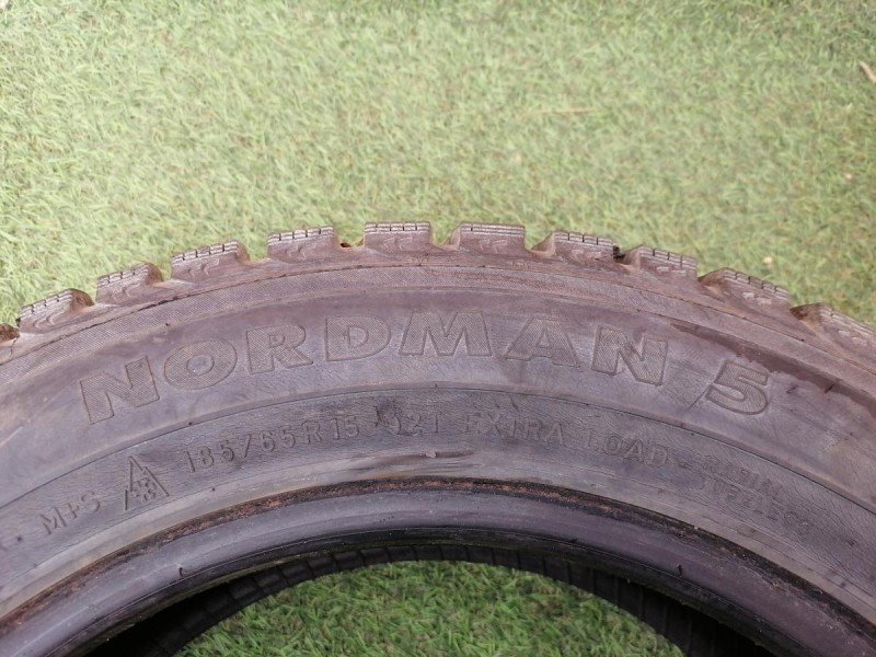Logan №36 шина 185/65 R15 нокиан зима виатти зима по 2 шт