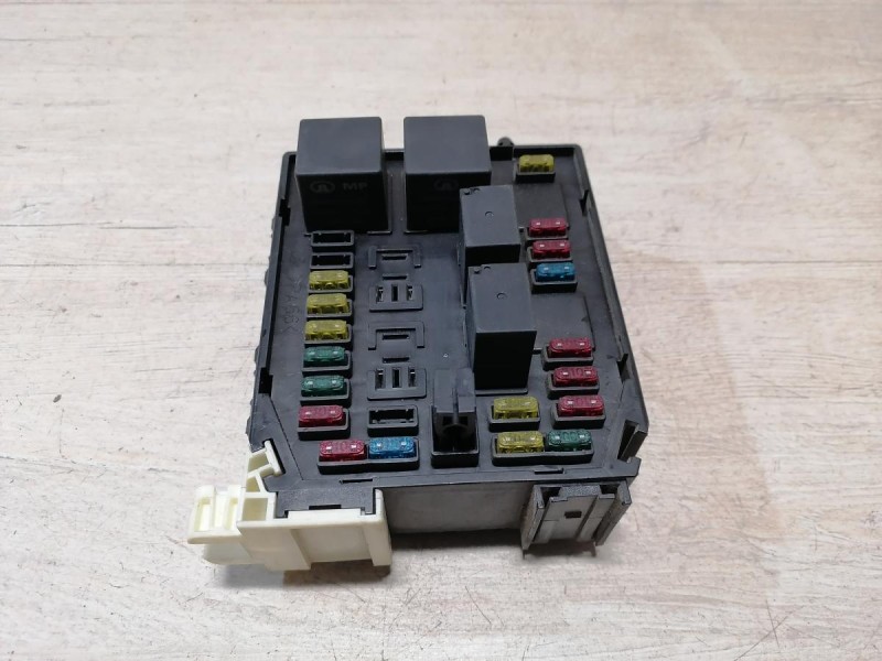 Hover H5 №1 блок предохранителей салона