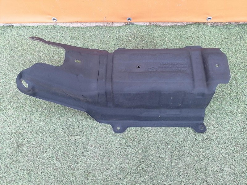 Elantra 6 тепловой экран глушителя передний