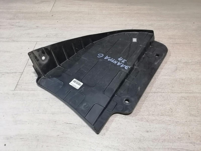 Elantra 6 пыльник заднего бампера правый