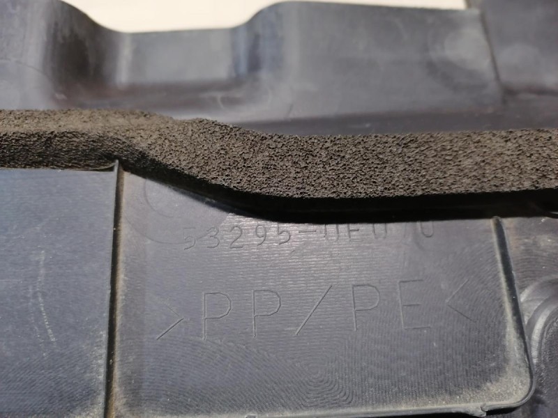 Highlander кожух замка капота деф