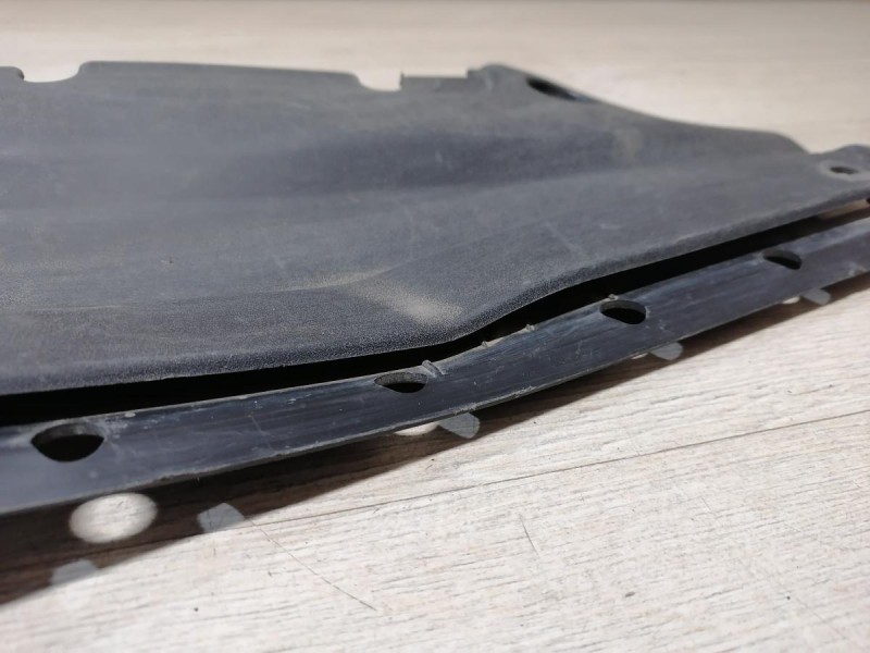 Solaris П кожух замка капота рест деф