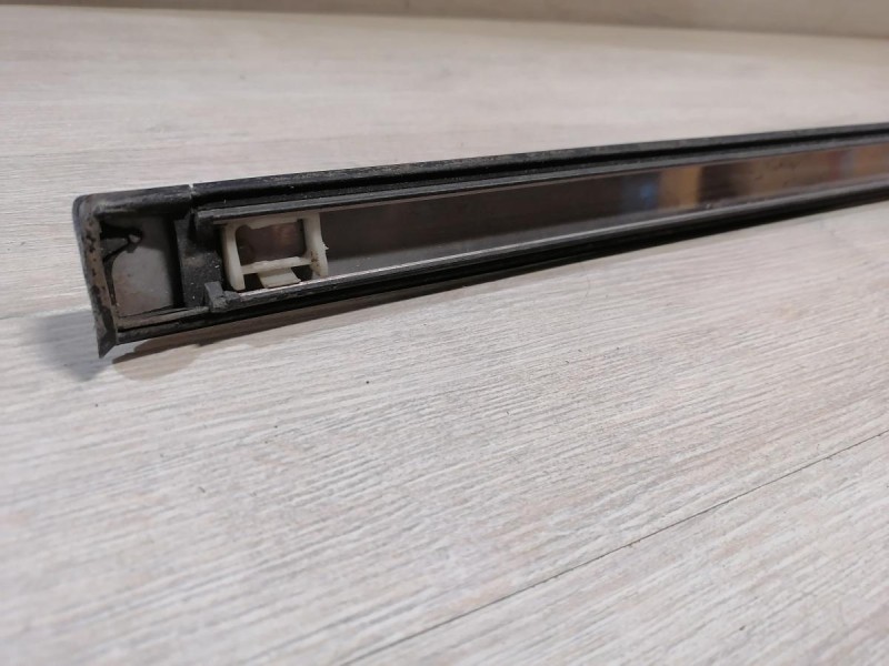 Qashgai №2 молдинг крыши левый