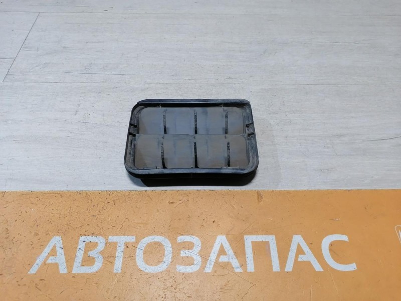 Kaptur решетка вентиляции багажника