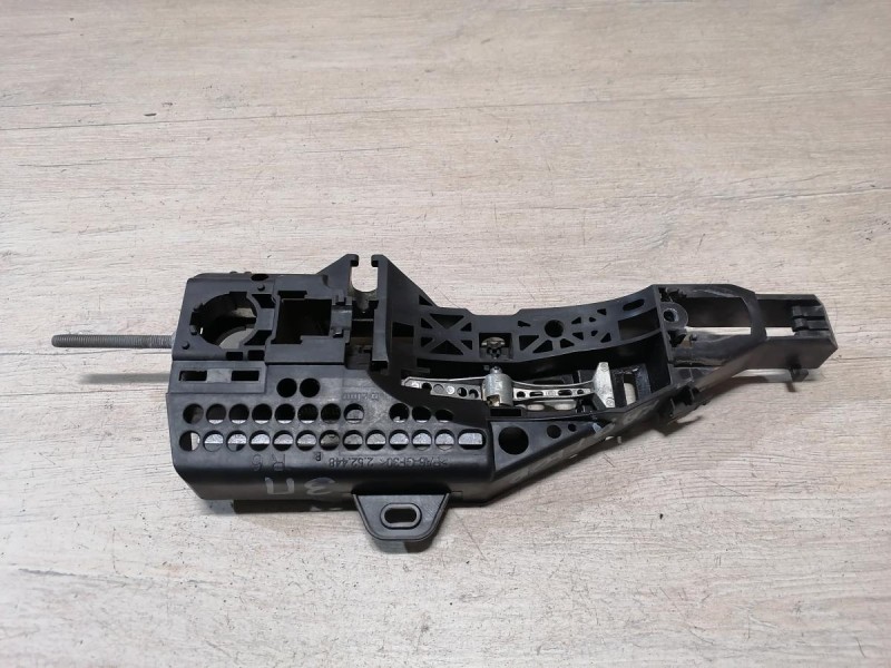 Kaptur кронштейн ручки двери задний правый