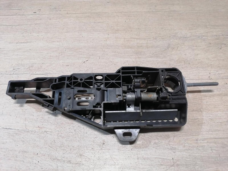 Kaptur кронштейн ручки двери задний правый